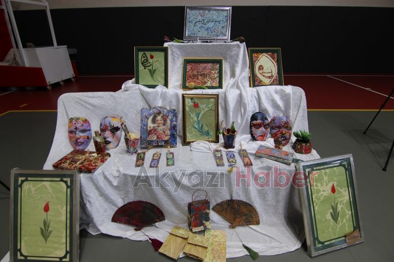 Akyazı KYK Öğrencilerinin Yıl Sonu Sergisi Büyük İlgi Gördü
