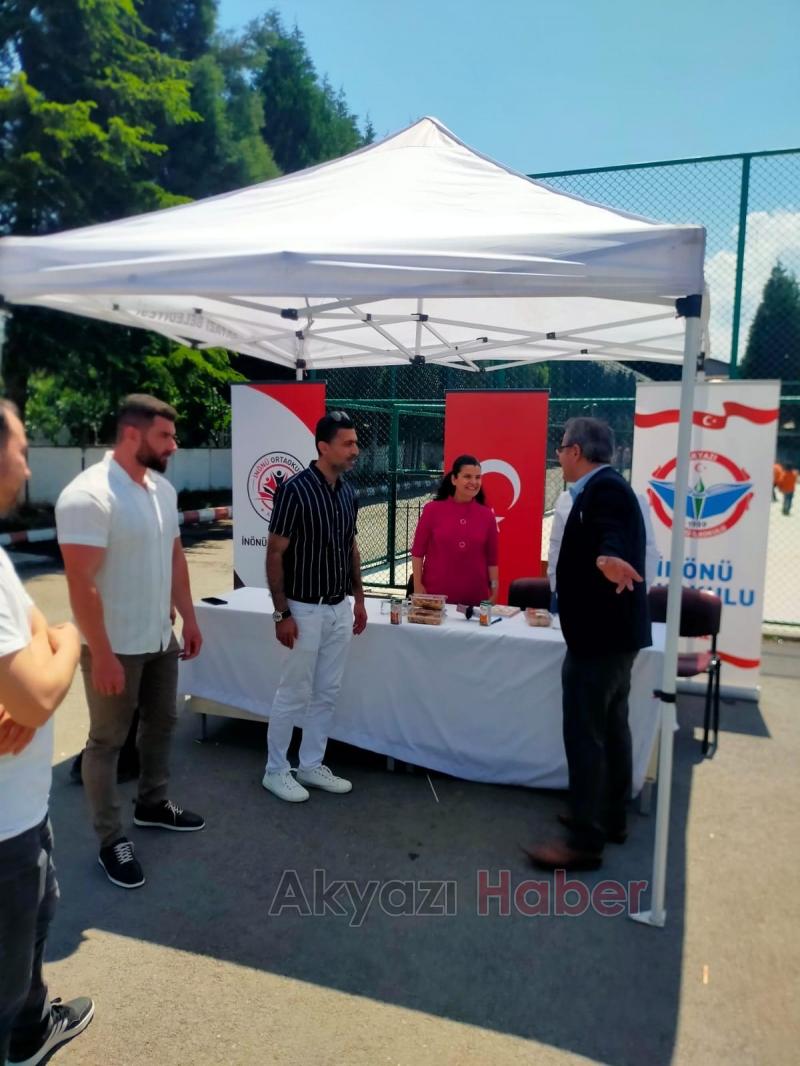 Akyazı'da Kitap Fuarına Büyük İlgi