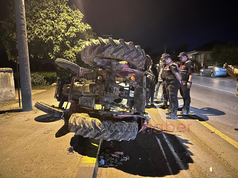 ASKF Başkanı nın Kullandığı Otomobil Traktörle Çarpıştı 1 Yaralı