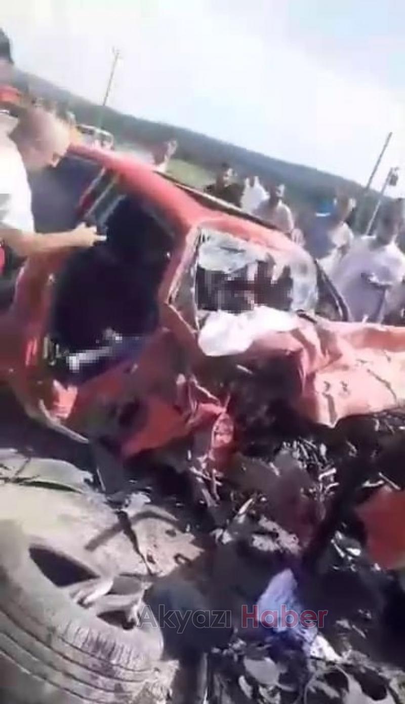 İki kadını hayattan koparan feci kaza kamerada