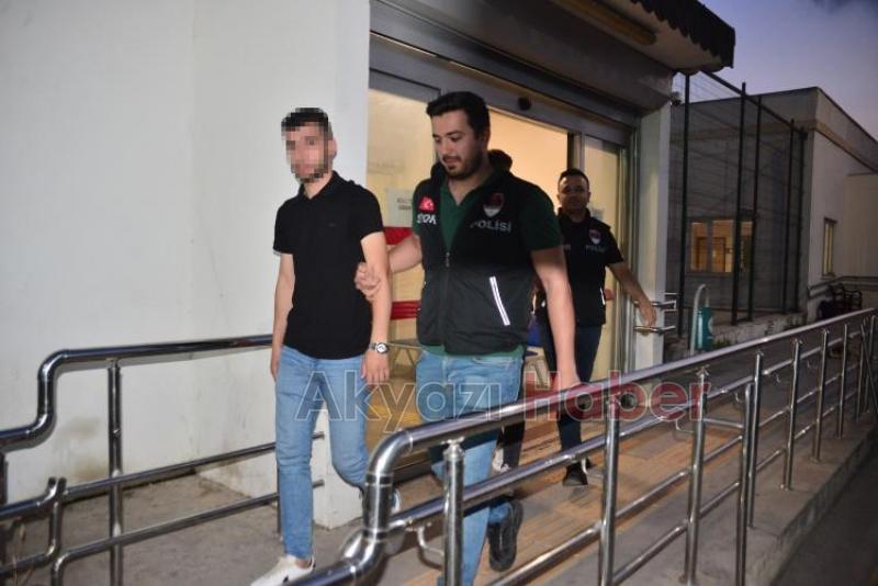 Final maçında meşaleleri tribündeki taraftarlara ulaştıran 2 kişi gözaltında