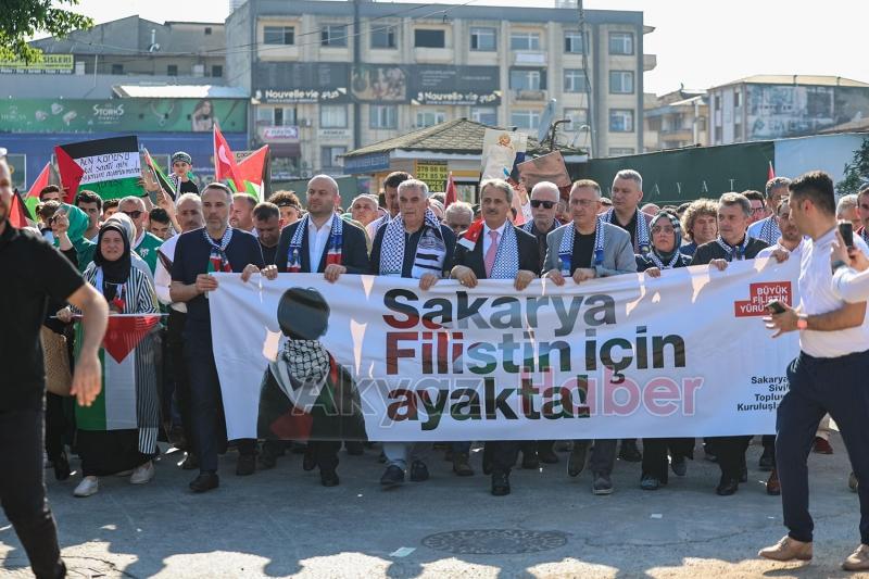 Sakarya'da büyük Filistin yürüyüşü