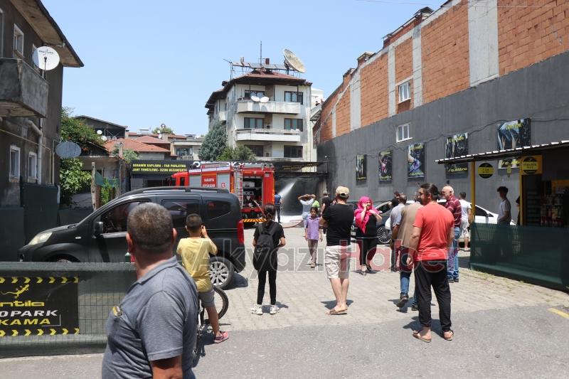 Oto yıkamacıda yangın