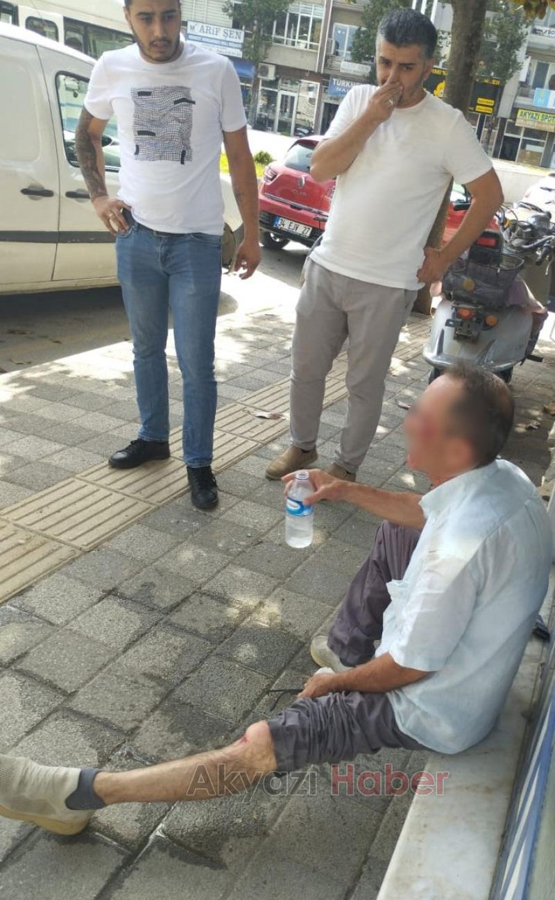 Seyir halindeyken motosikletten düştü yaralandı 