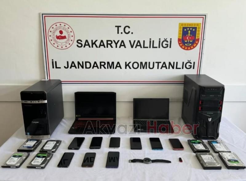 Kişisel verileri ele geçirip satan 13 kişi yakalandı