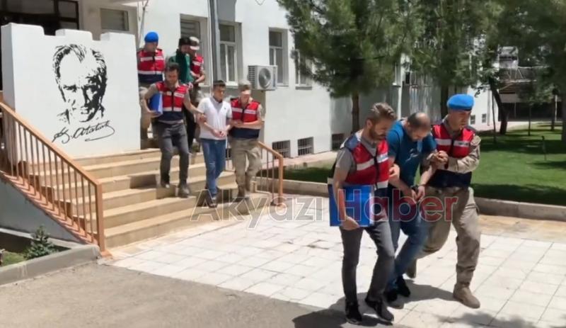 Kişisel verileri ele geçirip satan 13 kişi yakalandı