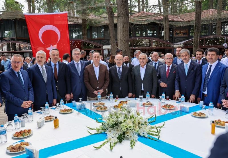 Sakarya'da bayramlaşma töreni