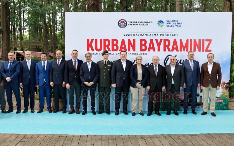 Sakarya'da bayramlaşma töreni