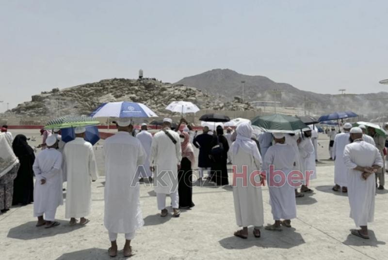 Arafat'ta 'büyük buluşma': Vakfe duası yapılacak