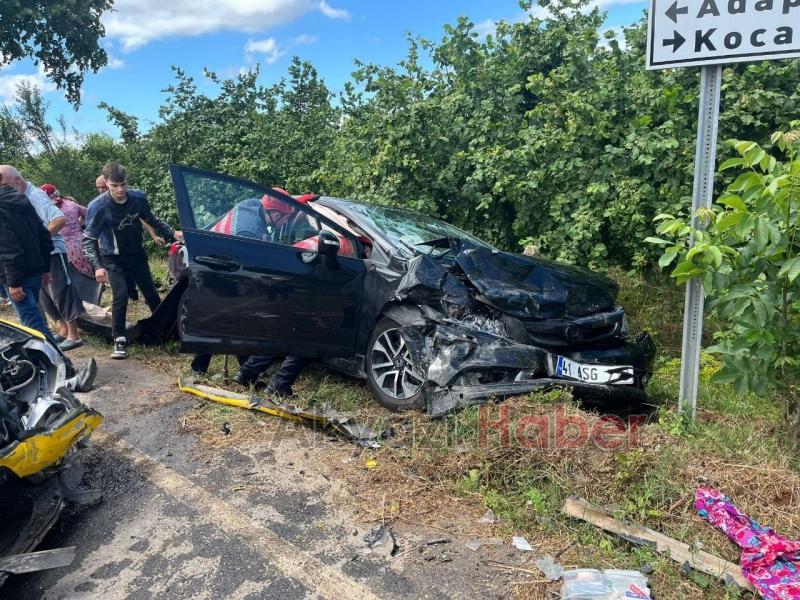 Arife günü kaza 8 yaralı