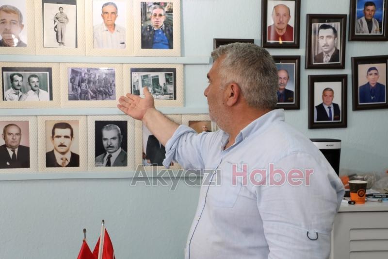 Bu muhtarlığa gelenler geçmişlerine yolculuğa çıkıyor