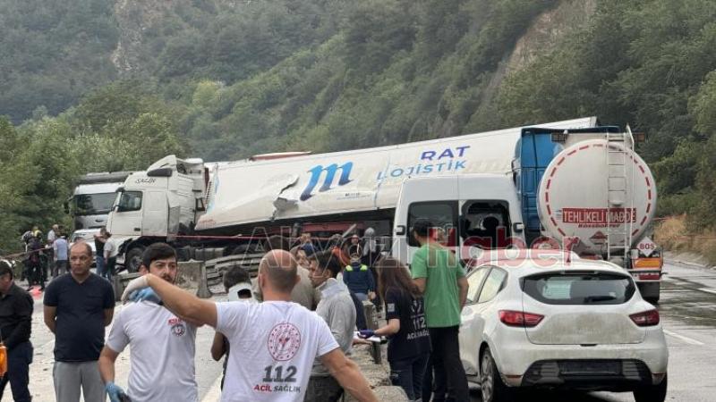 D-650'de feci kaza: 1 ölü, 6 yaralı