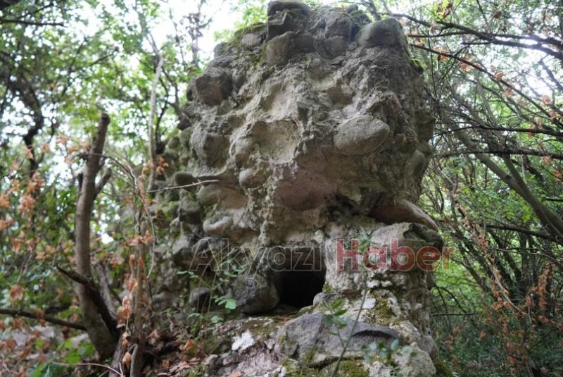 O kaleden geriye kalıntılar kaldı