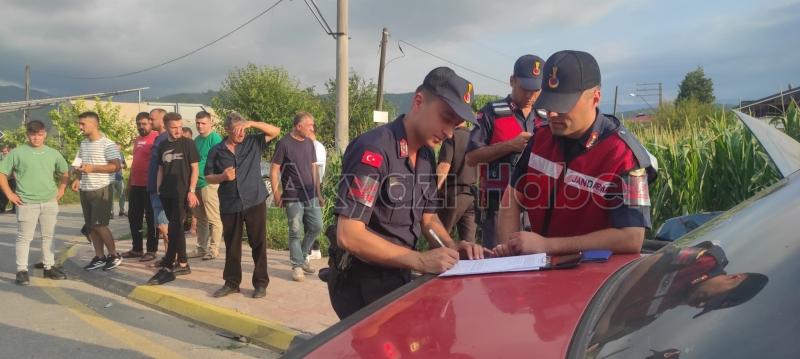 Pazarköy Yolunda Kaza 3 Yaralı