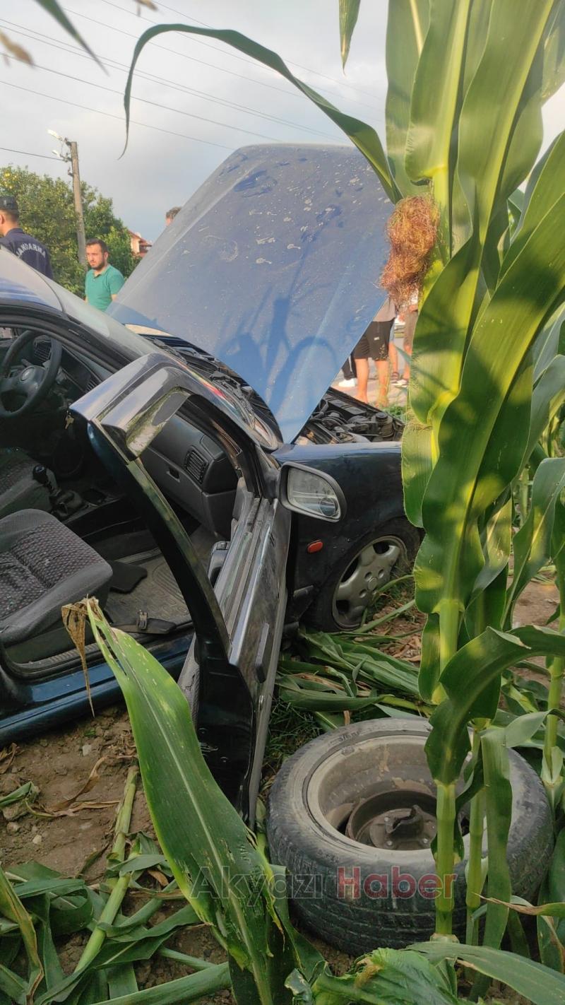 Pazarköy Yolunda Kaza 3 Yaralı