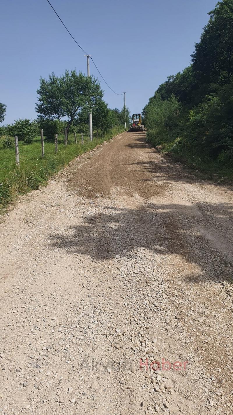 Kuzuluk'ta bahçe ve tarla yolları asfaltlanıyor