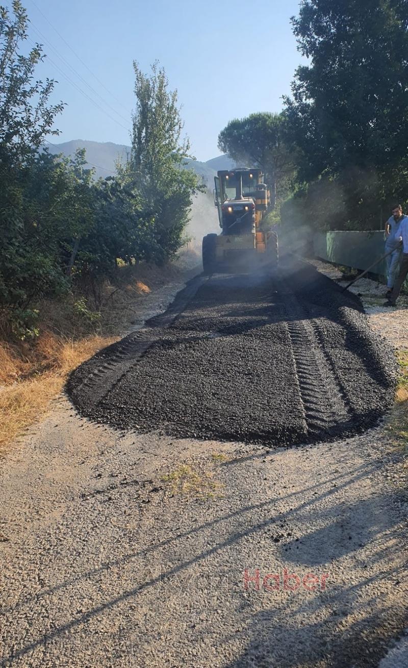 Kuzuluk'ta bahçe ve tarla yolları asfaltlanıyor
