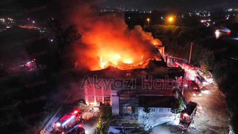 Kozmetik fabrikası yangında kül oldu