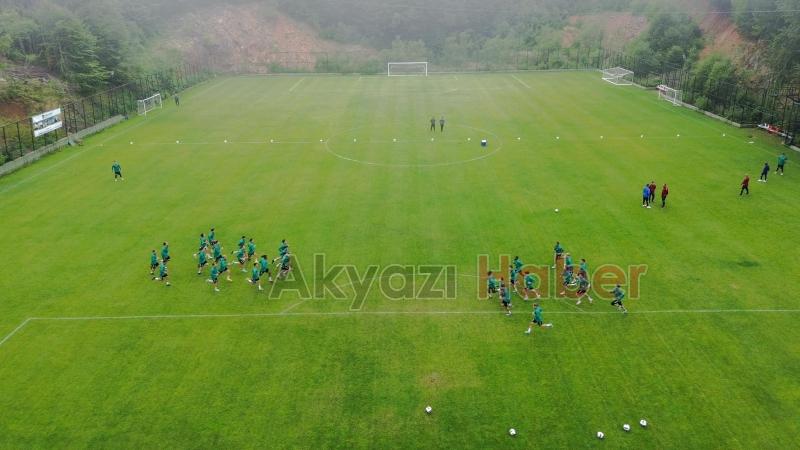 Sakaryaspor ikinci etap için Kartepe'de