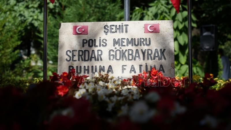 15 Temmuz şehidi Gökbayrak kabri başında anıldı