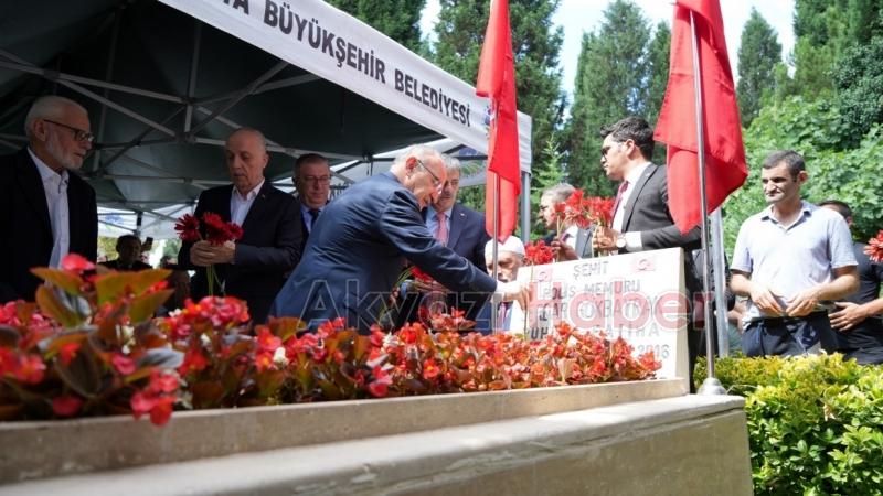 15 Temmuz şehidi Gökbayrak kabri başında anıldı