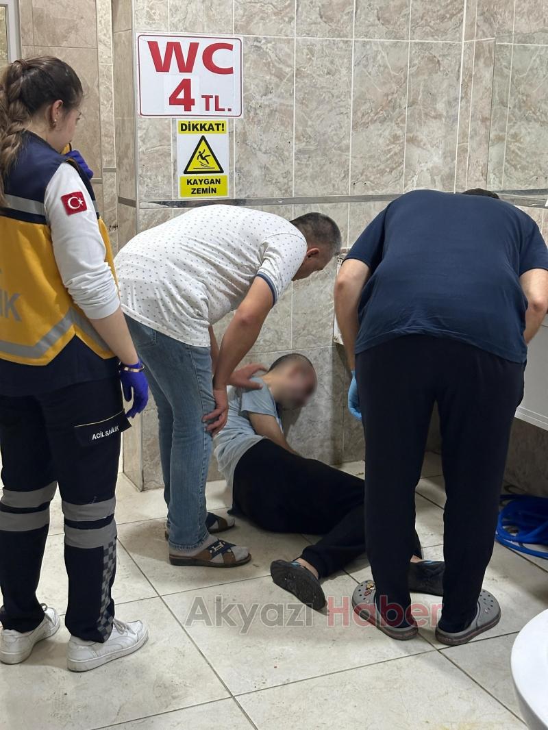 Tuvalette fenalaştı, hastaneye kaldırıldı