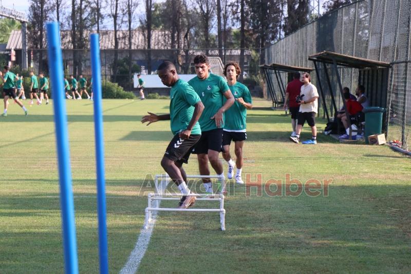 Sakaryaspor Üçüncü Etap Çalışmalarına Başladı