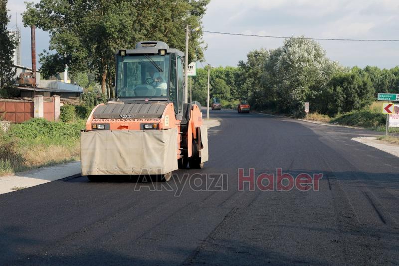 Büyükşehir Ada Caddesini yepyeni bir yüze kavuşturdu
