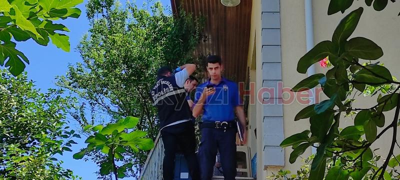 Tek başına yaşayan kadının altınları çalındı