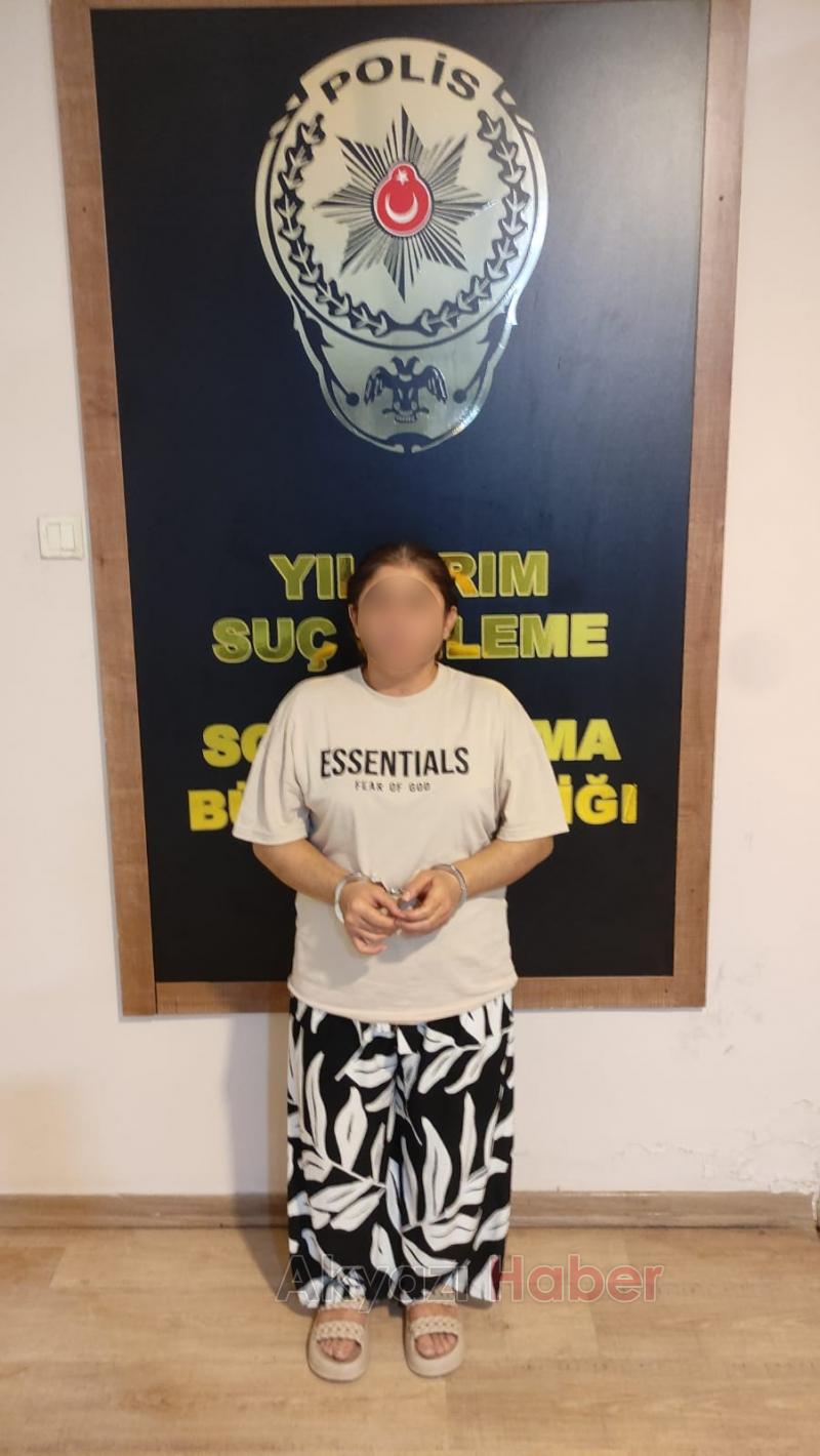 Polis bilet alıp yolcu gibi otobüse bindi, kadın hırsızı yakaladı