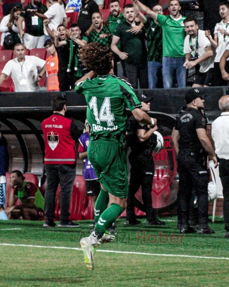 Sakaryaspor 1 Keçiörengücü 1