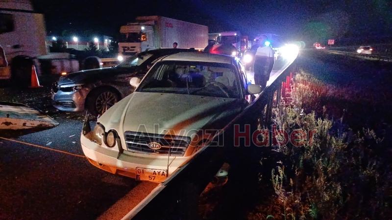 Lastik patladı 6 araç birbirine girdi