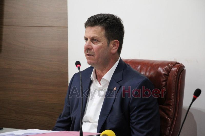 Akyazı Belediye Başkanı Bilal Soykan olmayan arsaları üreterek  sattık