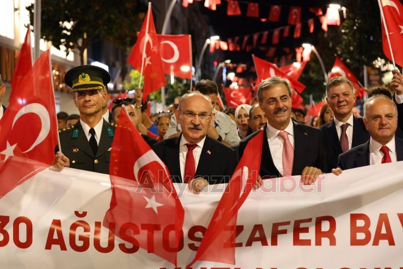 Sakarya'da Fener alayı düzenlendi