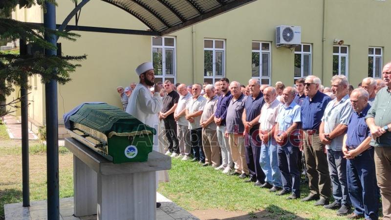 Yusuf Sezgin Defnedildi