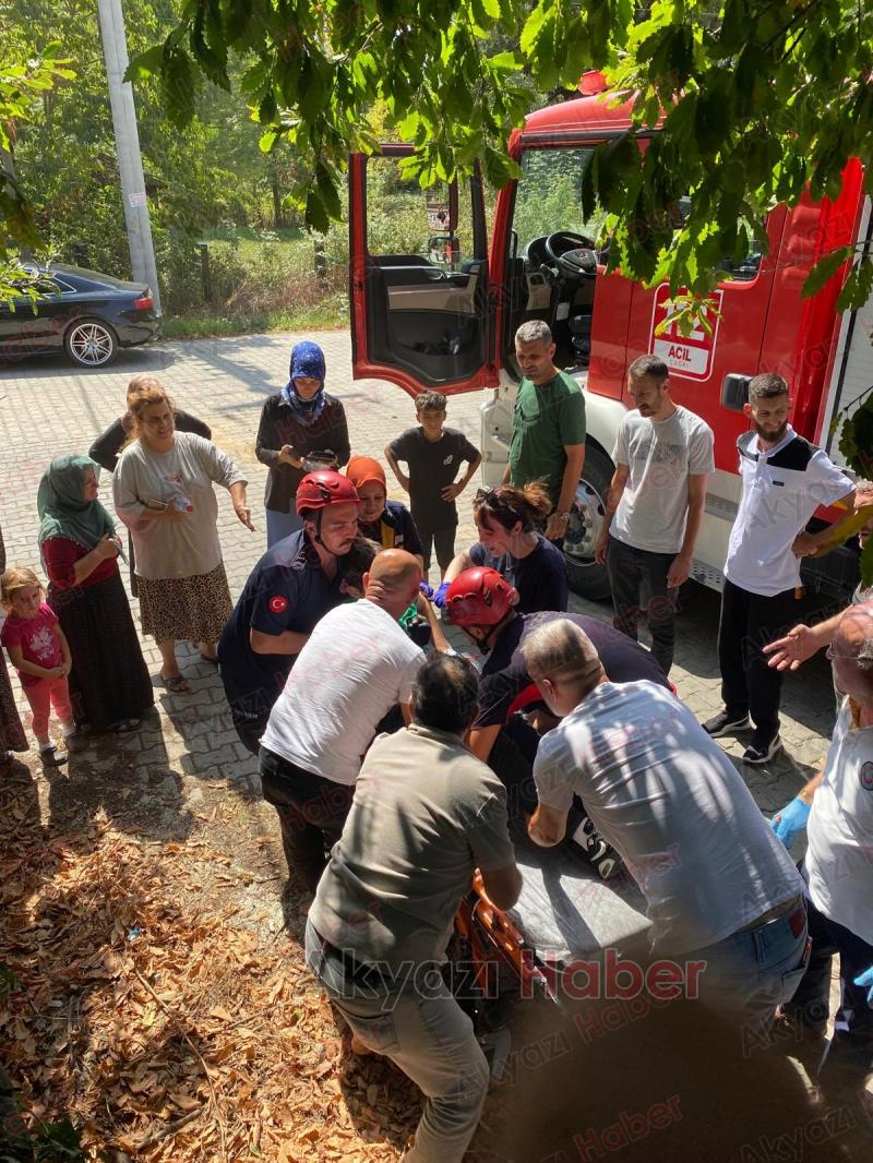 Korku dolu anlar Bacağına korkuluk saplandı