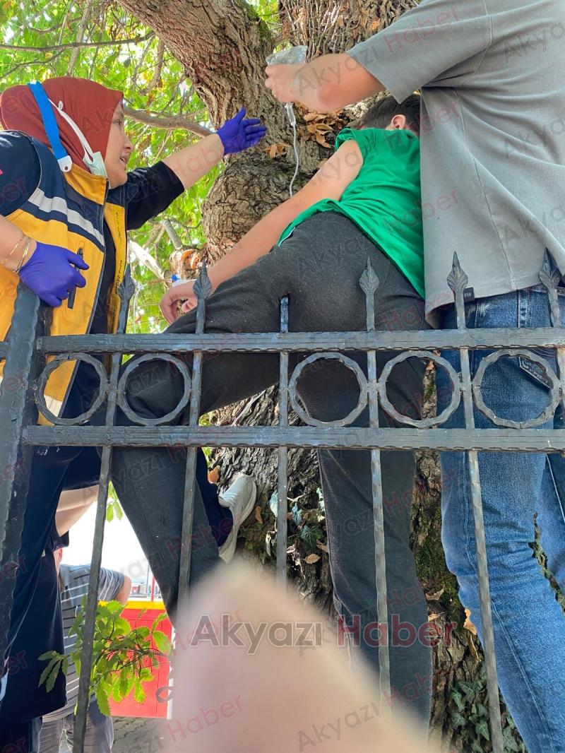 Korku dolu anlar Bacağına korkuluk saplandı