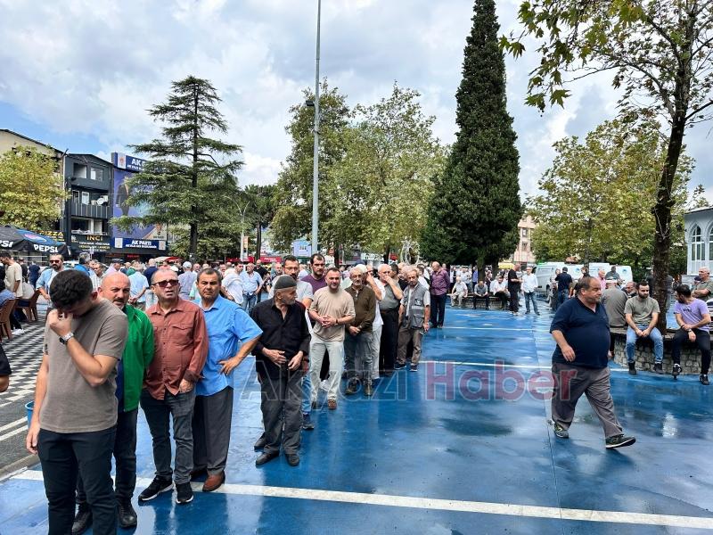 Fuat Yılmaz ve Asaf Aktürk dualarla toprağa verildi