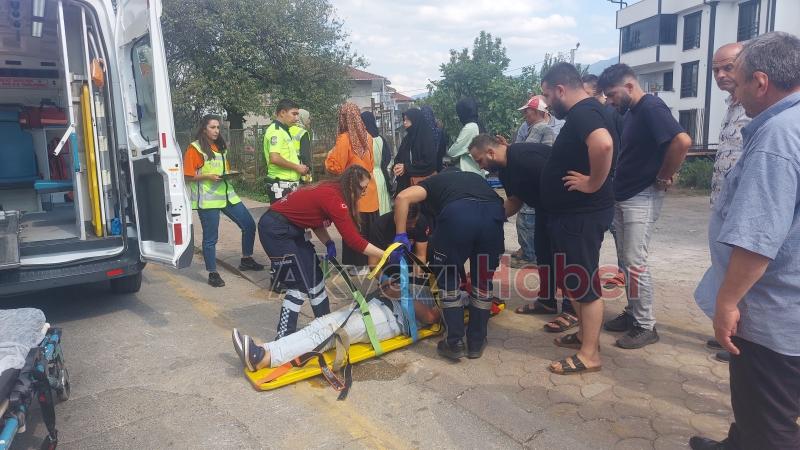 Motosiklet sürücüsü düşerek yaralandı