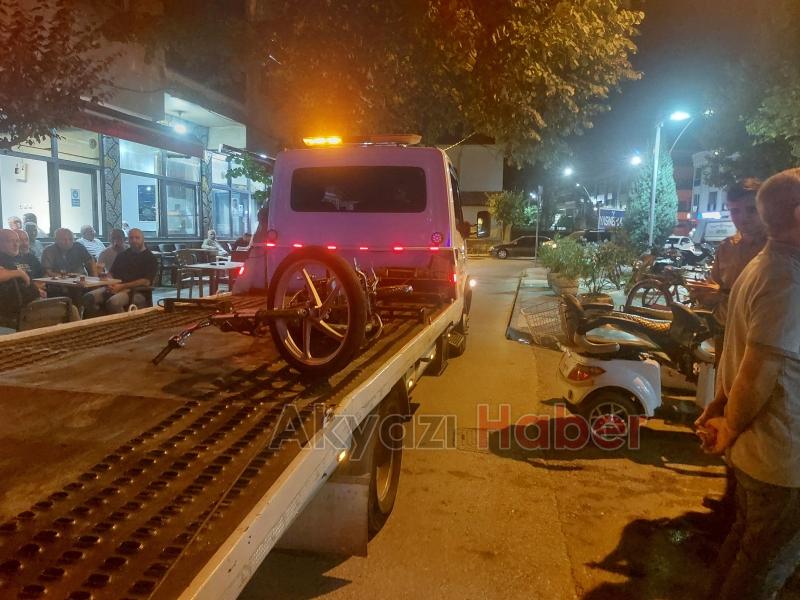 Motosiklet çay bahçesine uçtu