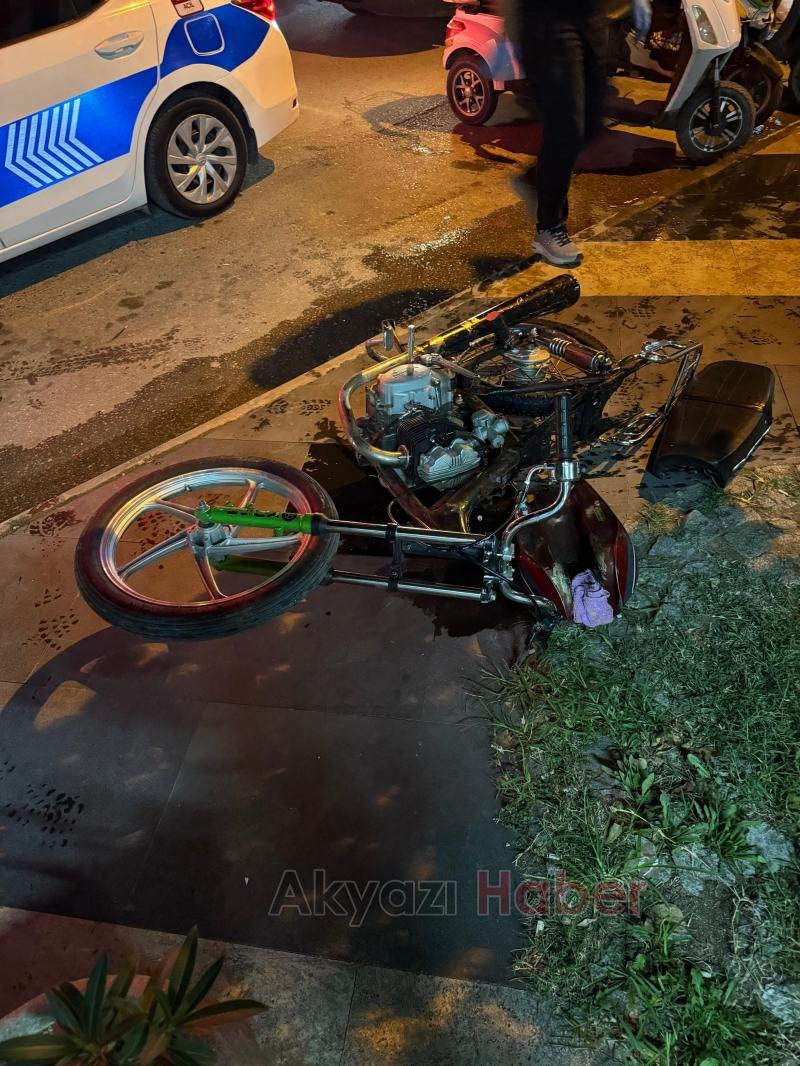 Motosiklet çay bahçesine uçtu