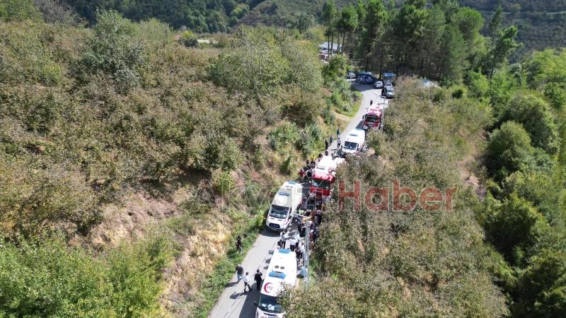 Fındık işçileri kaza yaptı: 22 yaralı