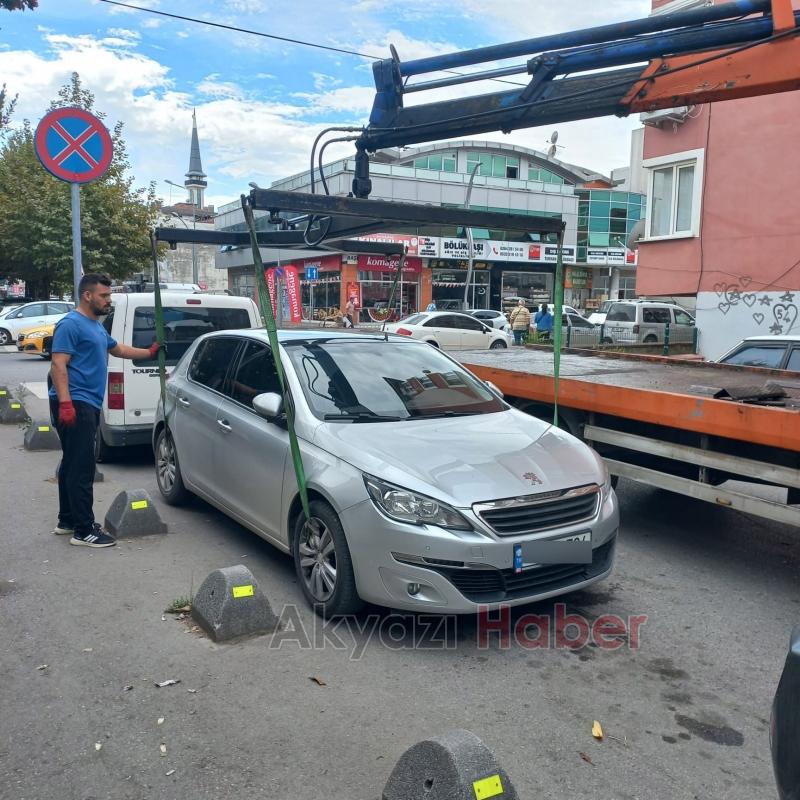 Adapazarı şehir merkezinde 160 araca park cezası kesildi
