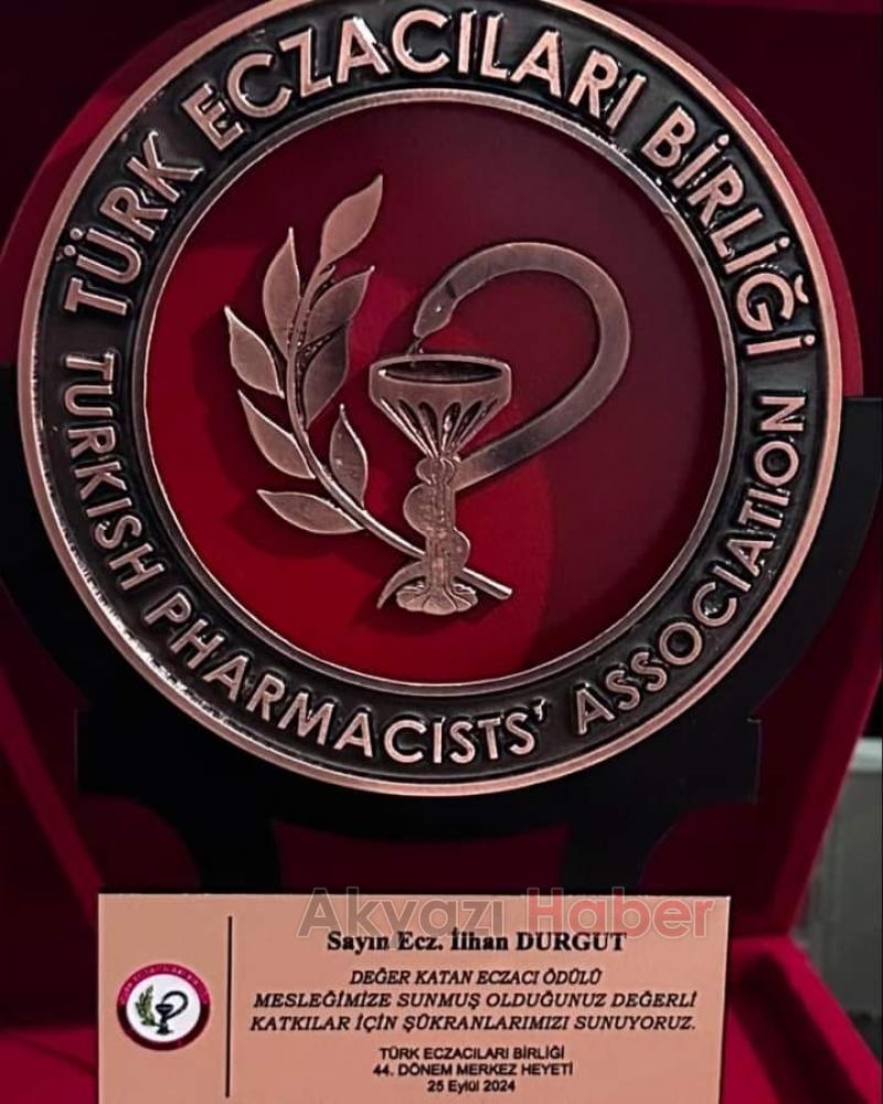 İlhan Durgut’a değer katan eczacı ödülü