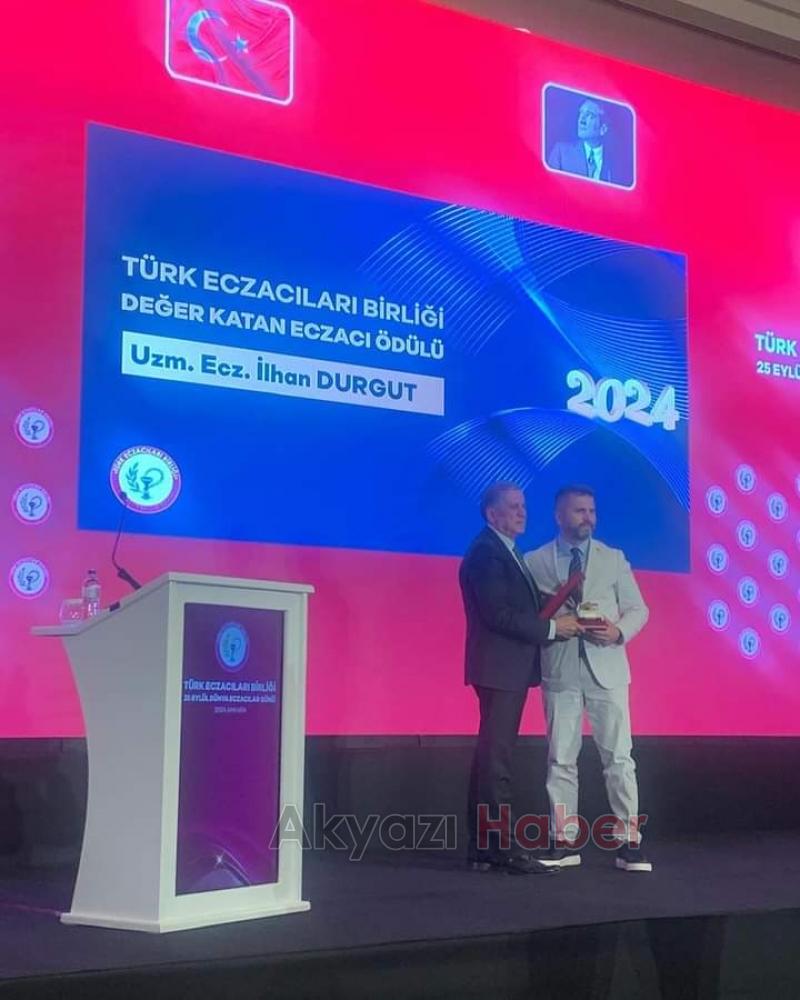 İlhan Durgut’a değer katan eczacı ödülü