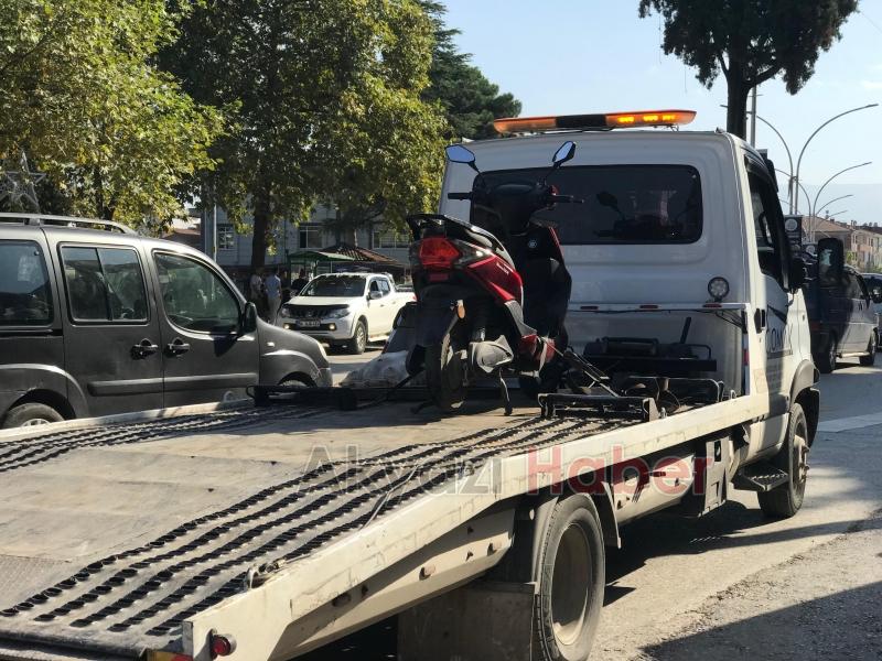 Elektrikli bisikleti çektirmemek için polise saldırdılar