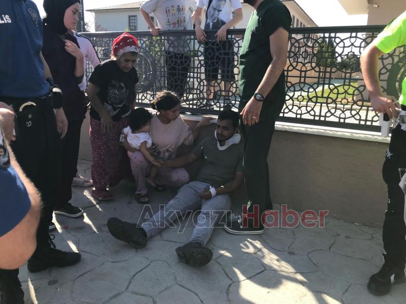 Otomobille çarpışan motosikletteki 2 kişi yaralandı