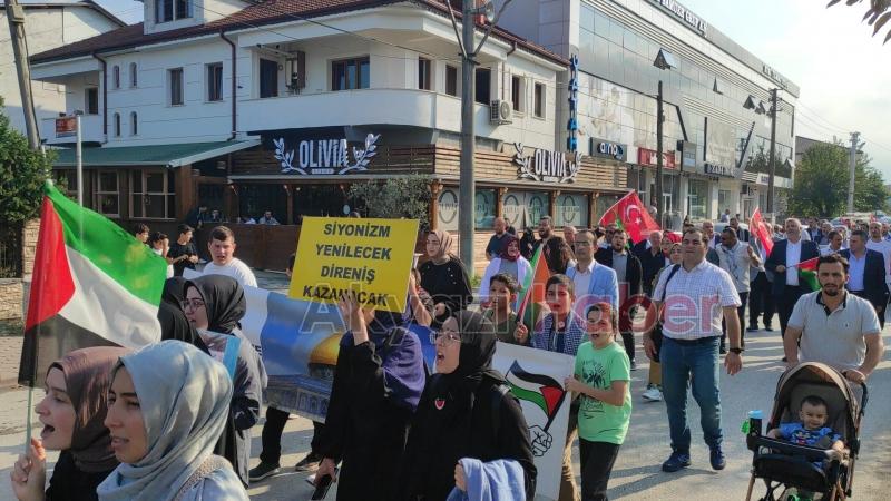 Akyazılı STK'lar İsrail vahşetini protesto etti