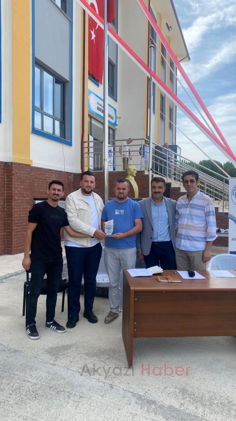 Akyazı Atatürk İlkokulu yeni binasında