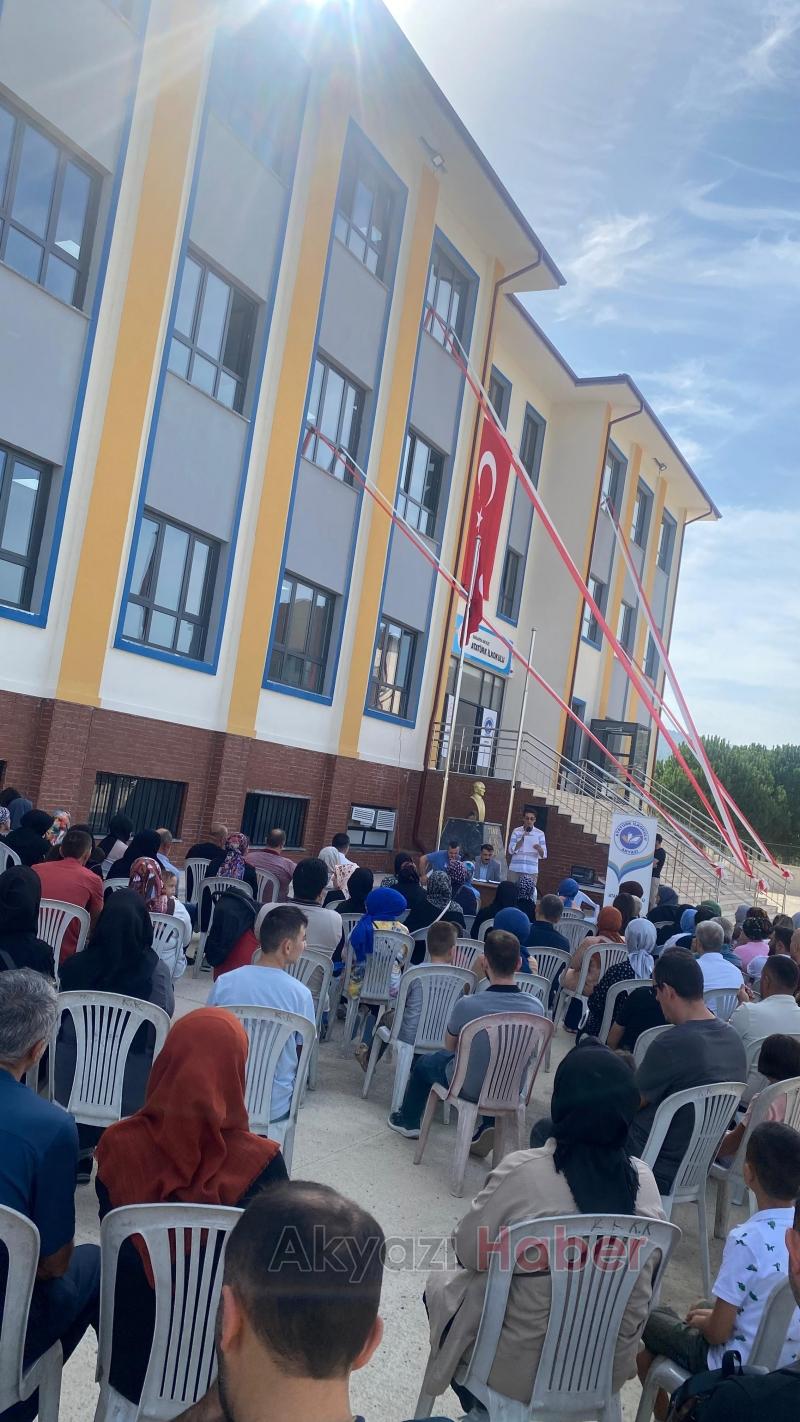 Akyazı Atatürk İlkokulu yeni binasında